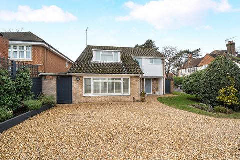 Greenway Close, Surrey KT14