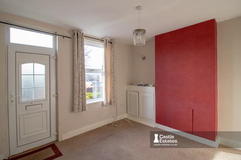 2 bedroom terraced house to rent, Eastwood Road, Kimberley, Nottingham, NG16