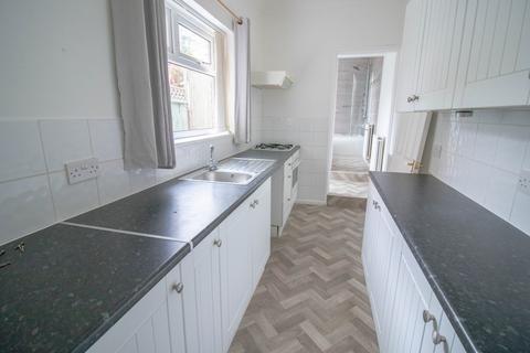 2 bedroom terraced house to rent, Eastwood Road, Kimberley, Nottingham, NG16