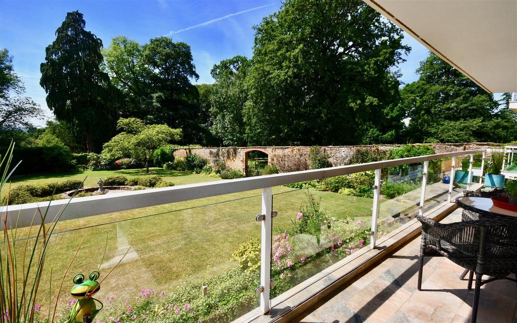 Private balcony
