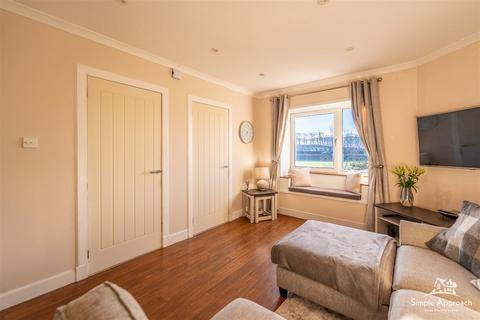 36b Burnside, Scone, Perth, PH2 6LP