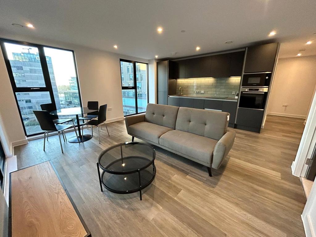 Apartment in Salford - View 2