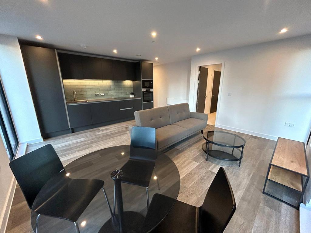 Apartment in Salford - View 5