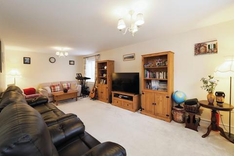 4 bedroom detached house for sale, Glen Road, Loughborough LE11