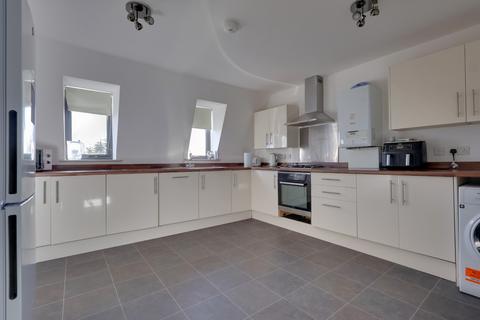 2 bedroom flat for sale, Solent Road, Drayton