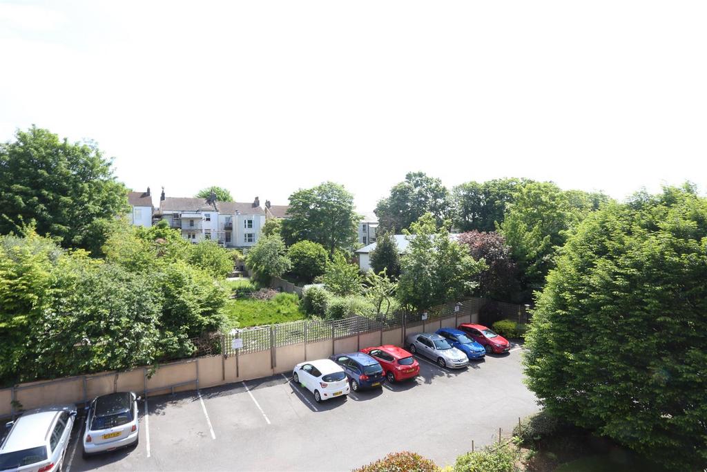 23 Greenaccres view.JPG