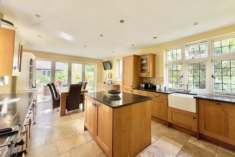 30 Elgin Road, Bournemouth, BH4 9NL