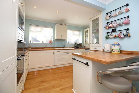 4 bedroom bungalow for sale, Oakwood Avenue, New Milton, Hampshire, BH25