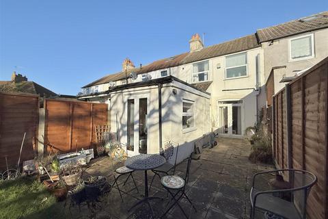 13 Cranfield Road West, Carshalton, SM5 4LU