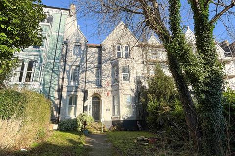 1 bedroom flat for sale, Connaught Avenue, Plymouth PL4