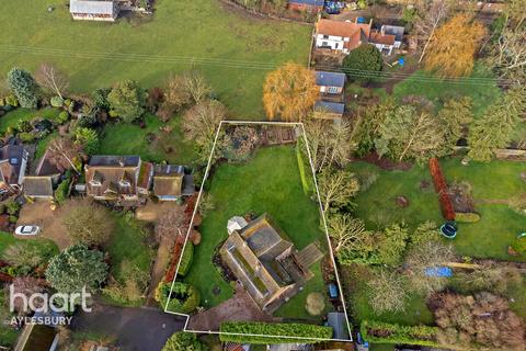 4 bedroom detached house for sale, The Avenue, Aylesbury