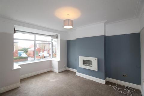 2 bedroom semi-detached house for sale, Lanthwaite Road, Low Fell, Gateshead