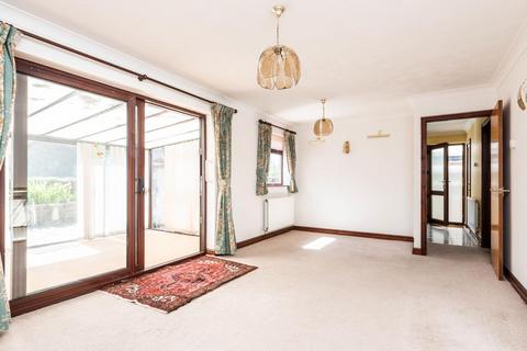 3 bedroom detached bungalow for sale, The Ridings, Stonesfield, OX29