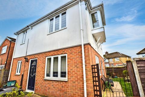 2 bedroom flat to rent, Wellington Road, St Albans, AL1