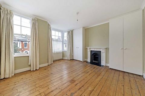 4 bedroom house to rent, Hydethorpe Road, London SW12