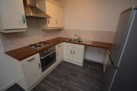 2 bedroom flat to rent, Meadowgate, Springfield, Wigan, WN6 7QG