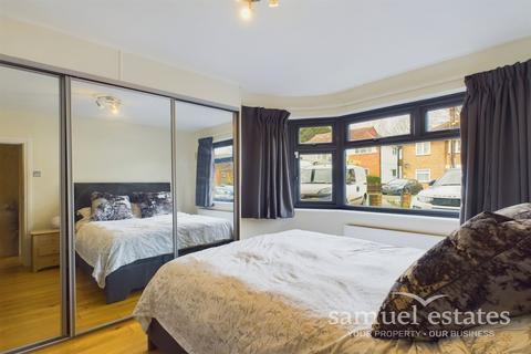 99 Runnymede, London, SW19 2RQ