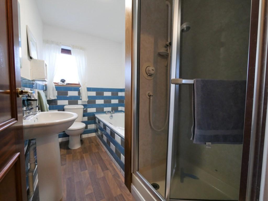 Bedroom2 en suite