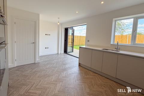 3 bedroom semi-detached house for sale, Luton Road, Offley SG5