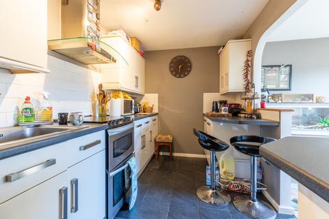 1 bedroom flat for sale, 5 Hayclose Court, Kendal, Cumbria, LA9 7LX