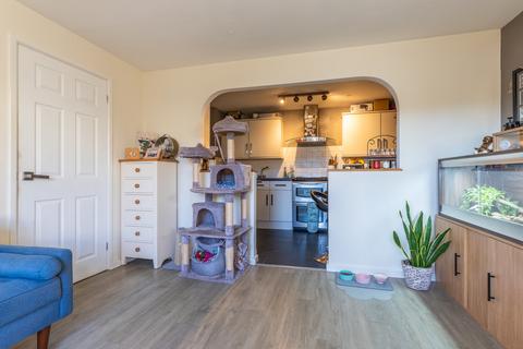 1 bedroom flat for sale, 5 Hayclose Court, Kendal, Cumbria, LA9 7LX