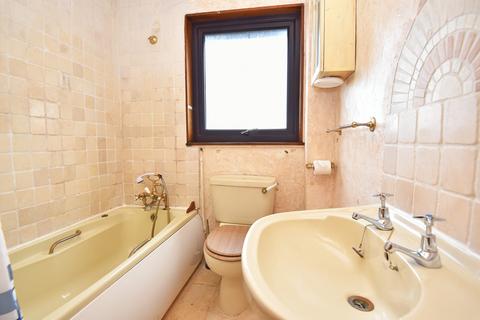 66 Grantley Drive, Harrogate, HG3 2XS