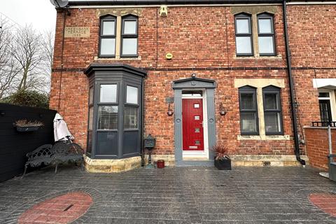 3 bedroom end of terrace house for sale, Green Bank Terrace, Chester Le Street, DH3