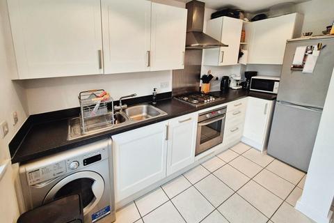 2 bedroom terraced house for sale, Warnford Grove, Sherfield-On-Loddon RG27