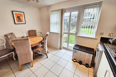 2 bedroom terraced house for sale, Warnford Grove, Sherfield-On-Loddon RG27