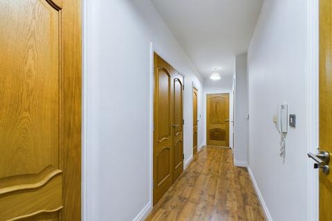 2 bedroom apartment to rent, Moorgate View, Moorgate Road