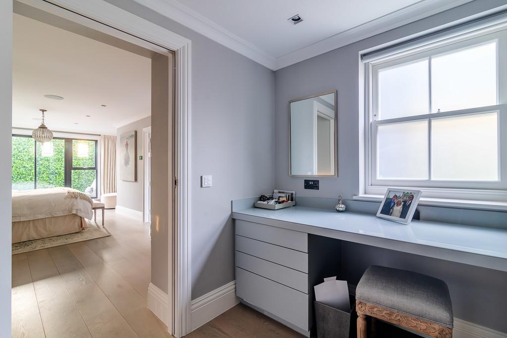 Tavistock Street 30