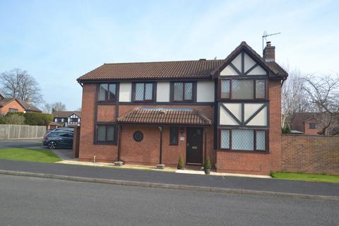 4 bedroom detached house for sale, Broomwood Close, Grantham