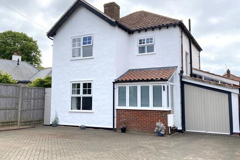 4 bedroom detached house for sale, Hadley Road, Sheringham NR26