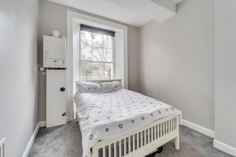 1 bedroom apartment for sale, Pentonville Road, Angel, London, N1