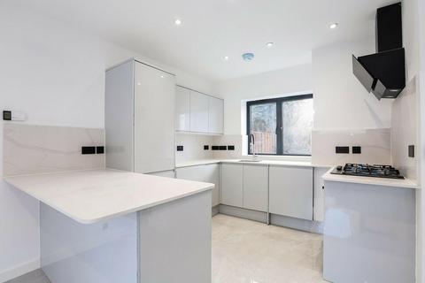 3 bedroom flat to rent, 33a Lewisham Centre, SE13