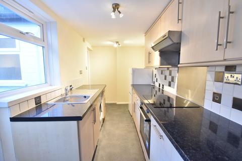 3 bedroom terraced house to rent, Surrey Street, Brighton