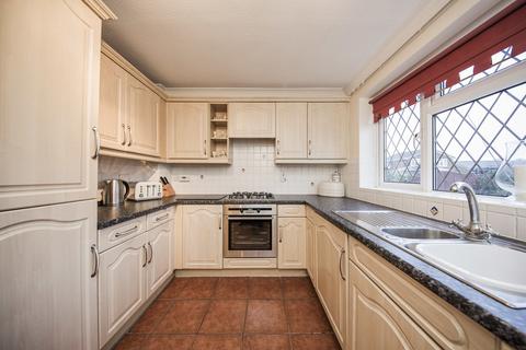 4 bedroom detached house for sale, Willowmead, Crowborough