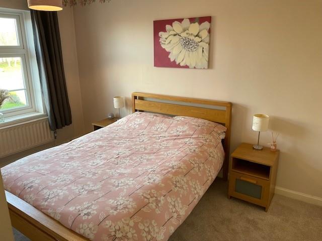 Bed 1.jpg