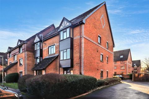 1 bedroom maisonette for sale, Dorchester Court, Woking GU22