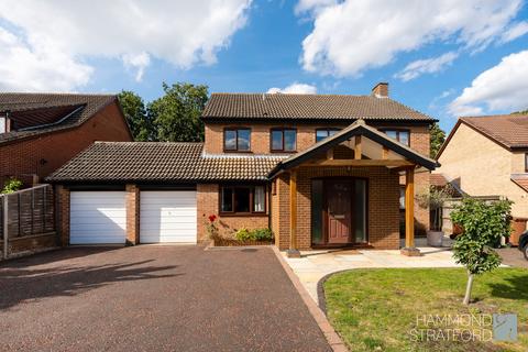 4 bedroom detached house for sale, Woodgate, Cringleford