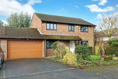 4 bedroom house for sale, Katherine Close, Penn, Buckinghamshire, HP10