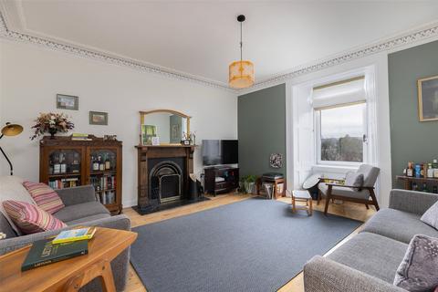 3 bedroom maisonette for sale, 17 Comely Bank, Perth, PH2