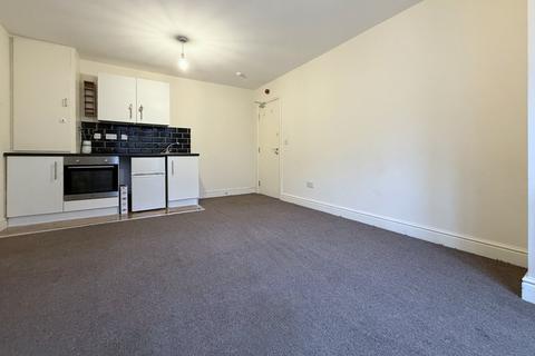 House share to rent, St. Peters Road, Croydon