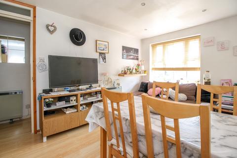 1 bedroom apartment to rent, Portland Place, London N15