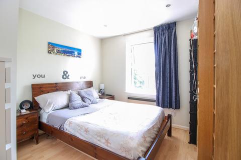 1 bedroom apartment to rent, Portland Place, London N15