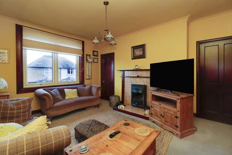 2 bedroom flat for sale, Lomond Crescent, Falkland, KY15