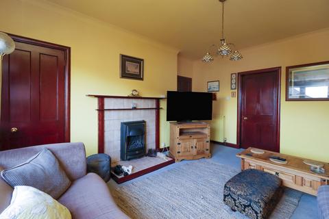 2 bedroom flat for sale, Lomond Crescent, Falkland, KY15