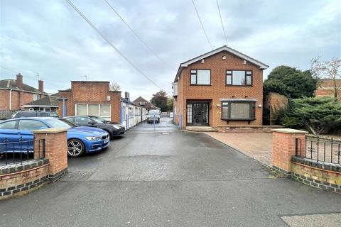 3 bedroom detached house for sale, Boston Road South, Holbeach, Spalding