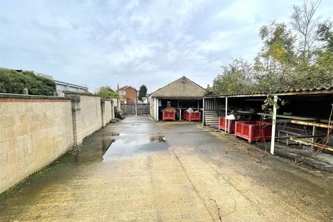 3 bedroom detached house for sale, Boston Road South, Holbeach, Spalding