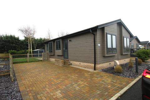 2 bedroom detached bungalow for sale, Bucklesham Park Holiday Village